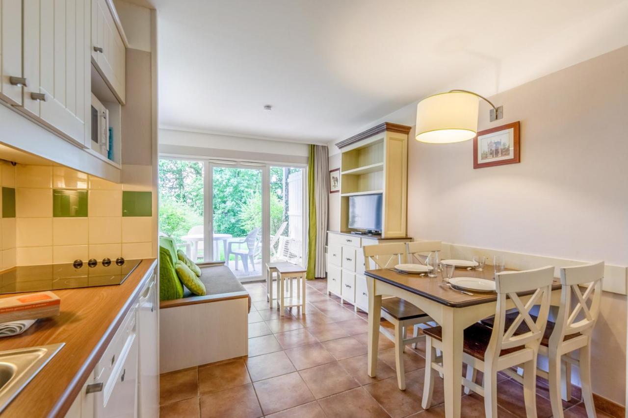 Village Pierre & Vacances Normandy Garden Бранвил Екстериор снимка