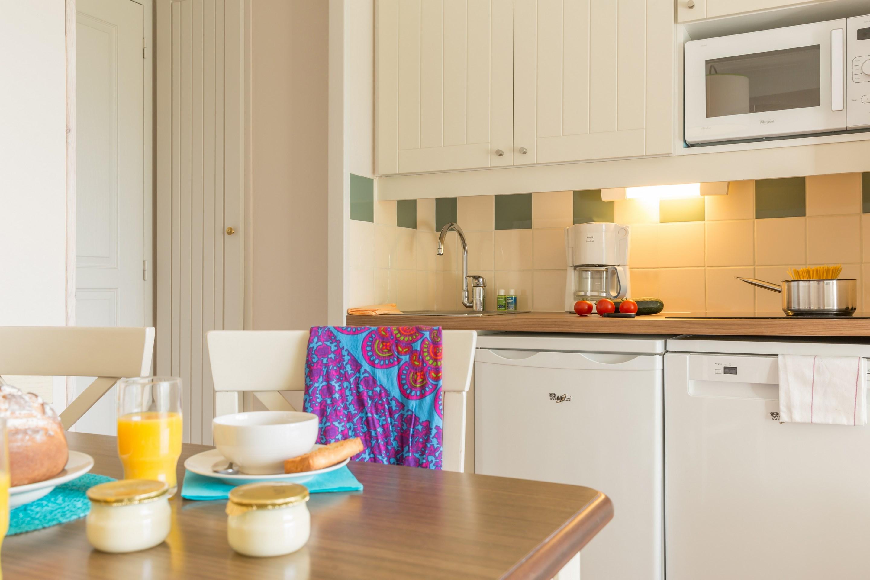 Village Pierre & Vacances Normandy Garden Бранвил Екстериор снимка