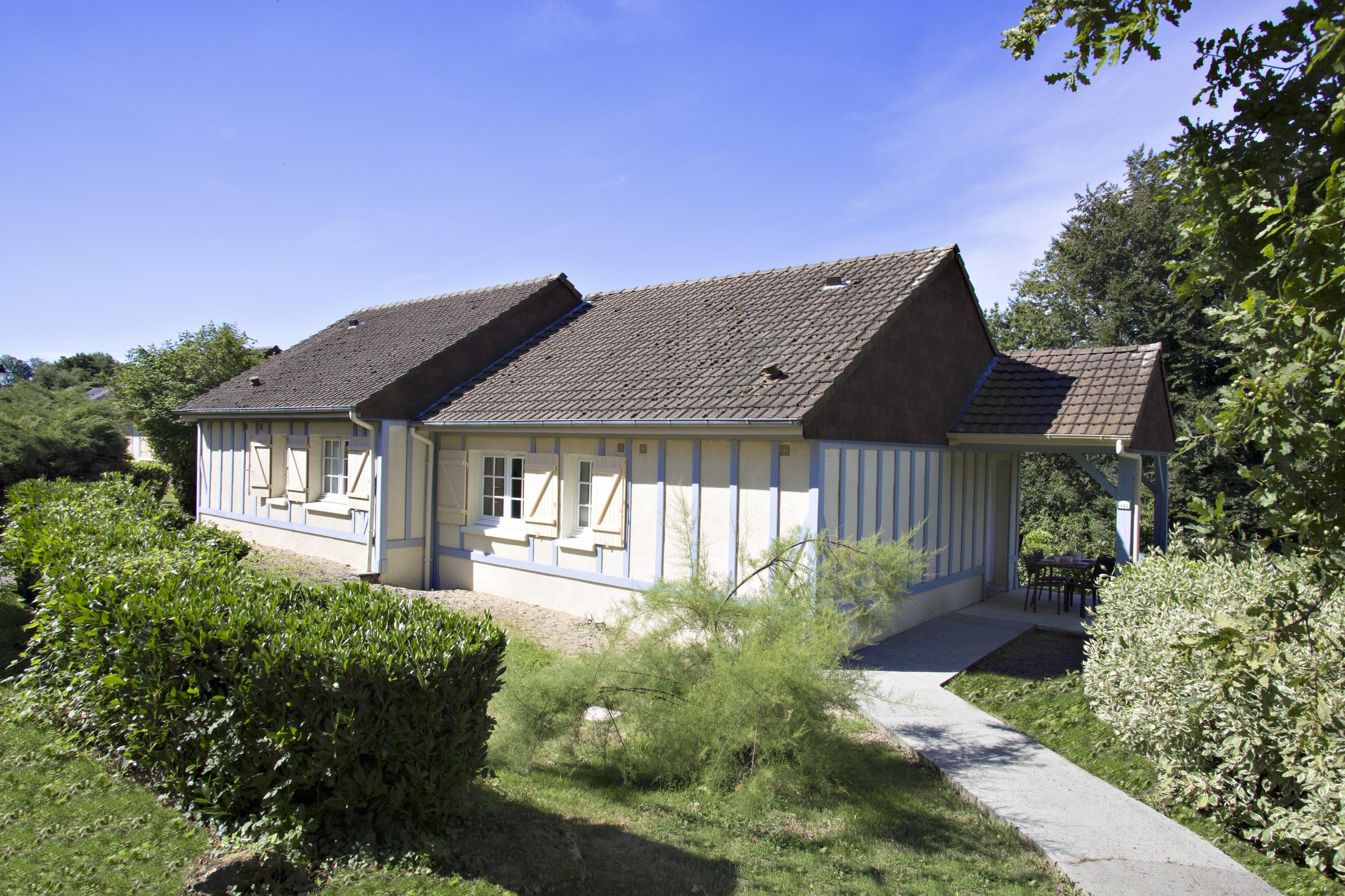 Village Pierre & Vacances Normandy Garden Бранвил Екстериор снимка