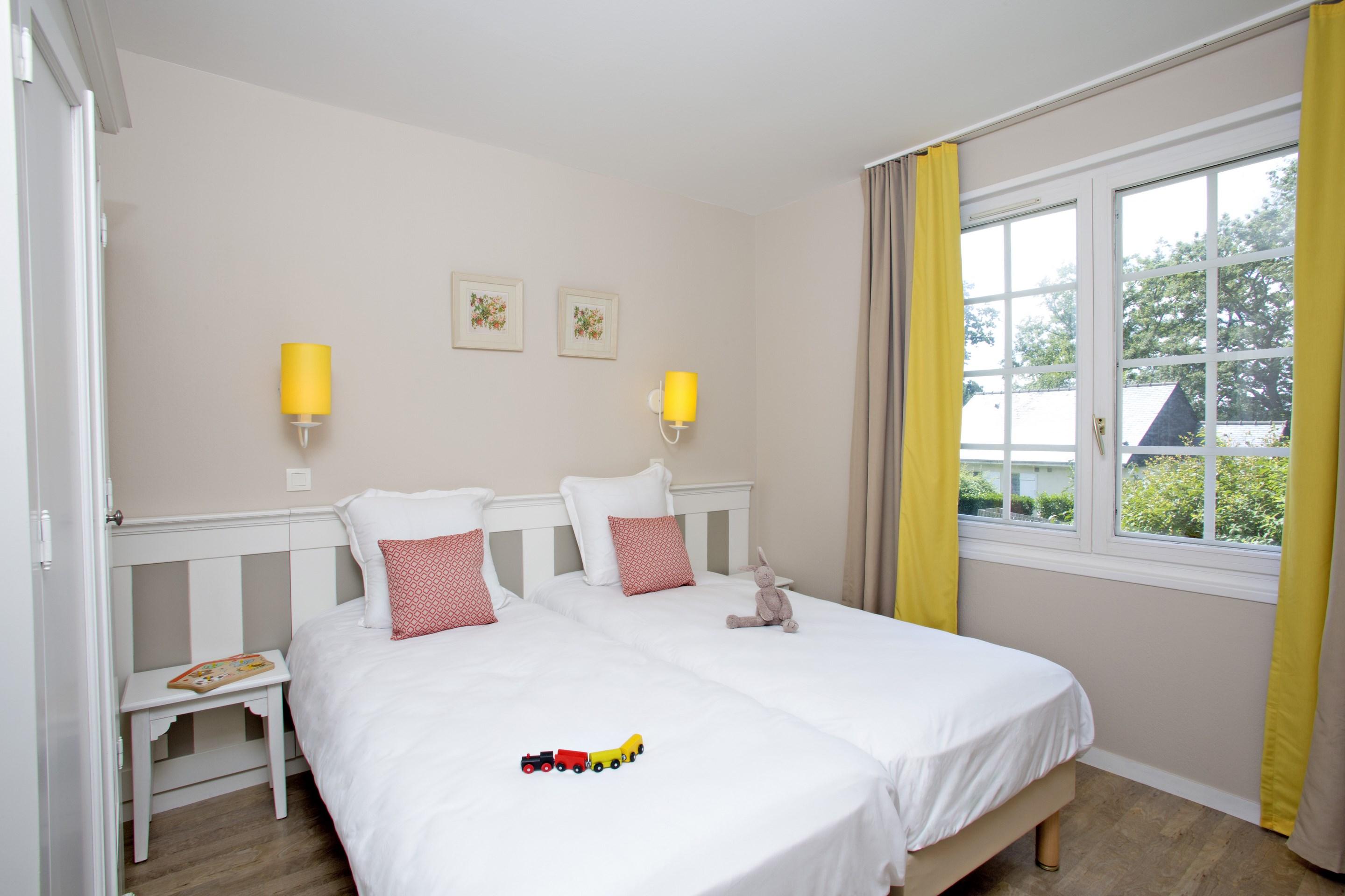 Village Pierre & Vacances Normandy Garden Бранвил Екстериор снимка