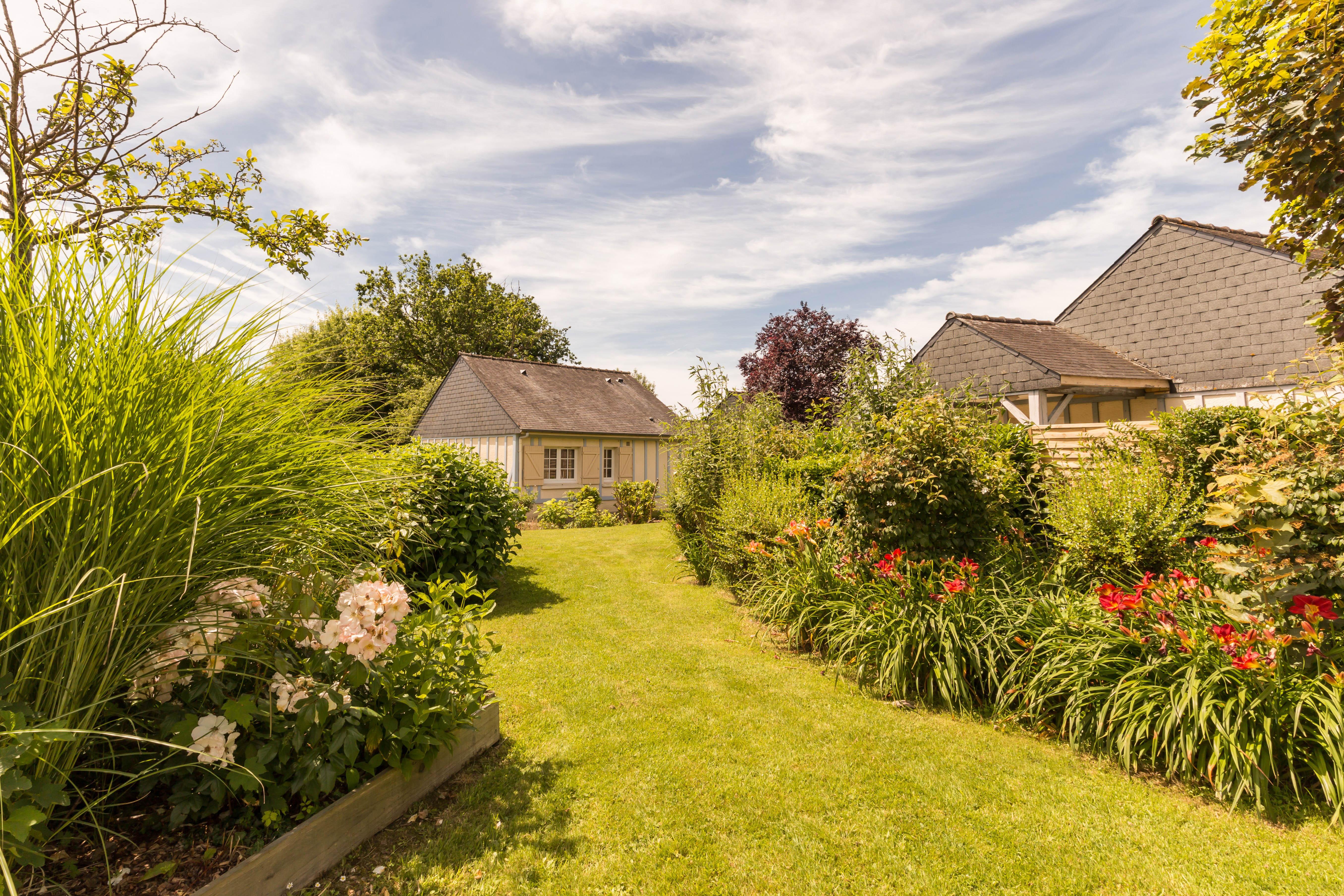 Village Pierre & Vacances Normandy Garden Бранвил Екстериор снимка
