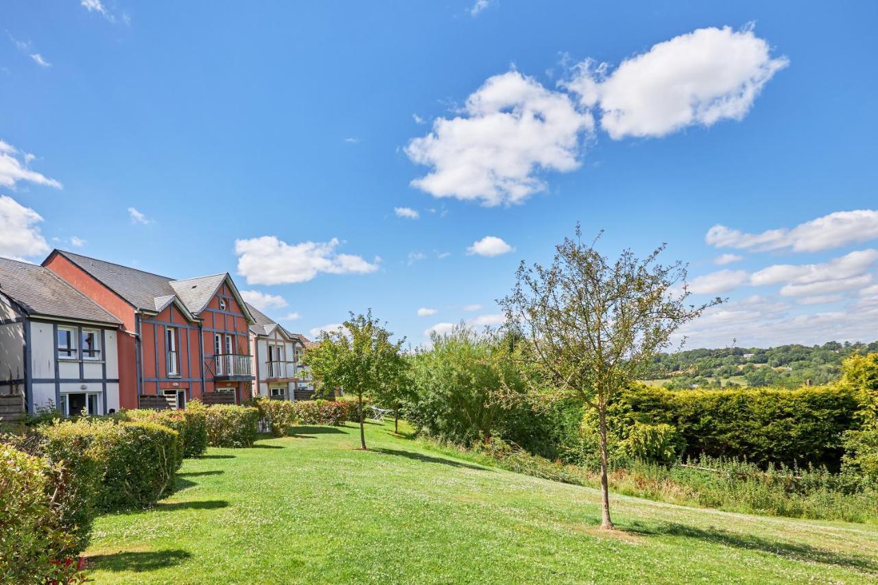 Village Pierre & Vacances Normandy Garden Бранвил Екстериор снимка