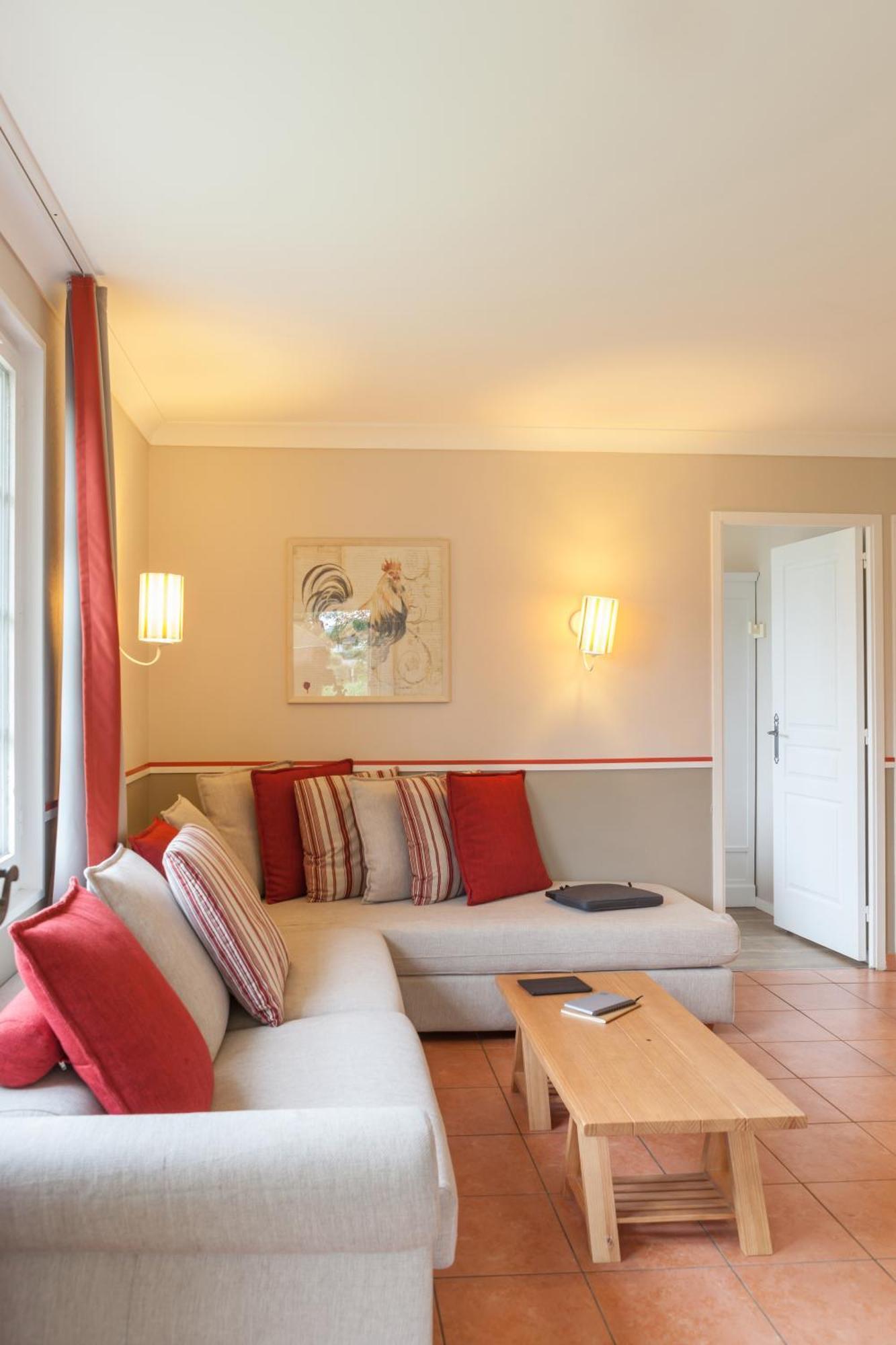 Village Pierre & Vacances Normandy Garden Бранвил Екстериор снимка